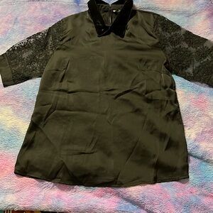 Lizai blouse velvet collar and lace sleeves NWOT